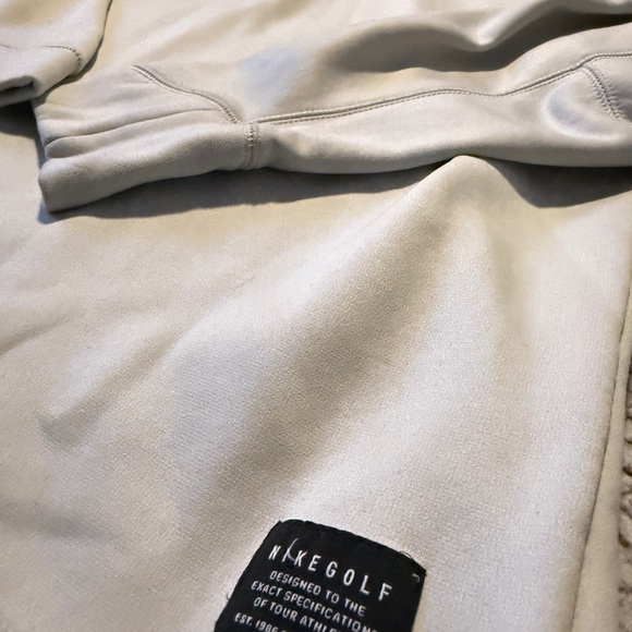 Nike Pullover - Picture 3 of 6